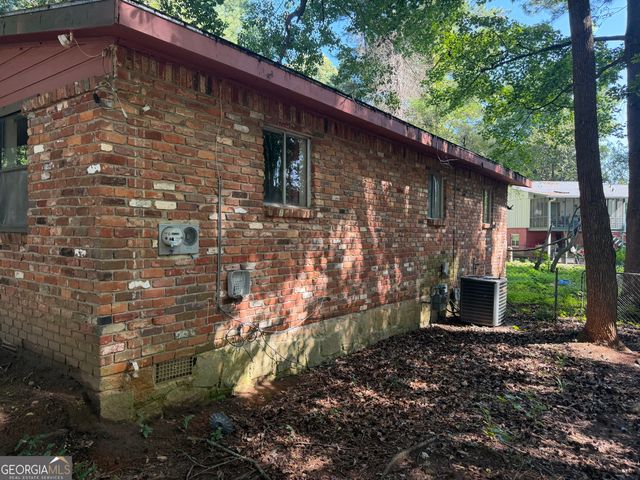 6168 Castlewood Drive, Morrow, GA 30260