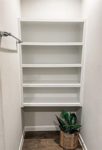 13114 Leisure Cove Drive, Texas City, TX 77568