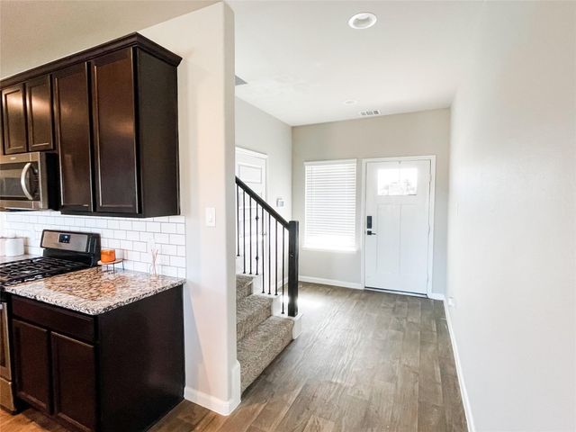 13114 Leisure Cove Drive, Texas City, TX 77568