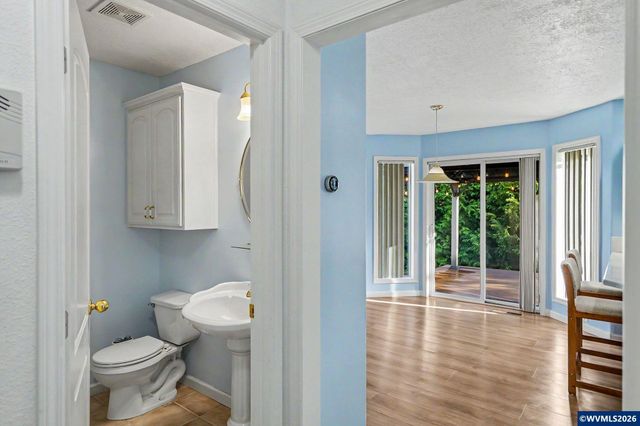 312 SW Cascade Meadow Dr, Sublimity, OR 97385