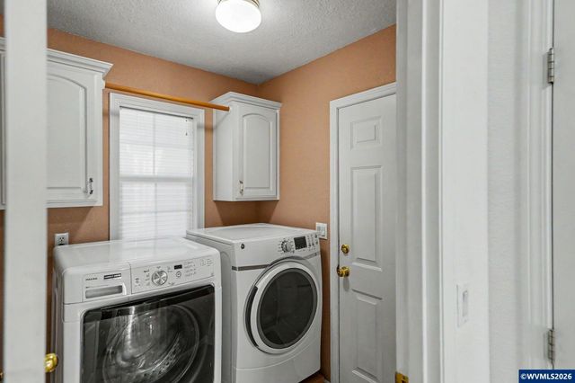 312 SW Cascade Meadow Dr, Sublimity, OR 97385