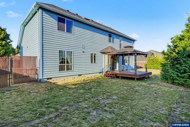 312 SW Cascade Meadow Dr, Sublimity, OR 97385
