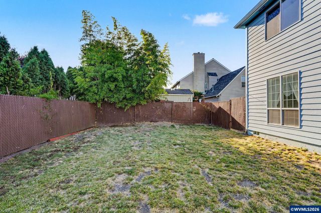 312 SW Cascade Meadow Dr, Sublimity, OR 97385