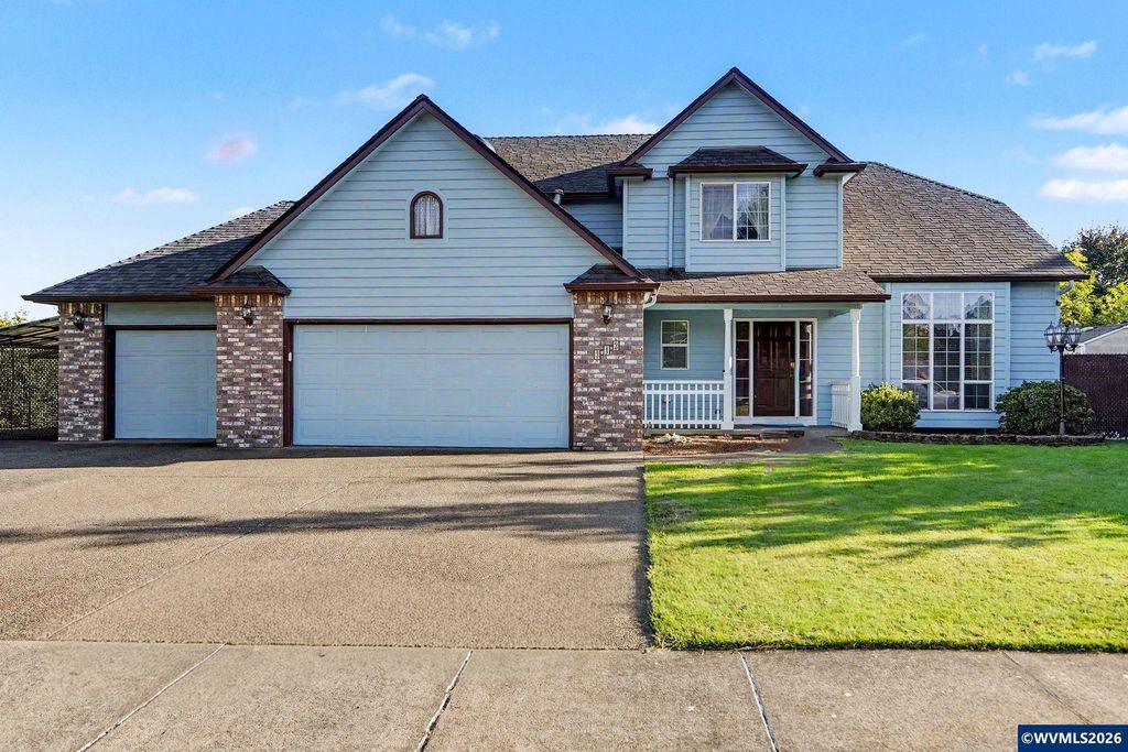 312 SW Cascade Meadow Dr, Sublimity, OR 97385