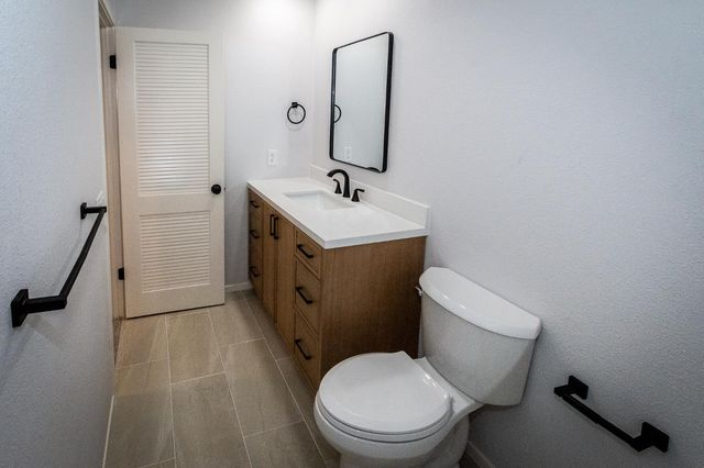 427 Wyndgate Rd, Sacramento, CA 95864