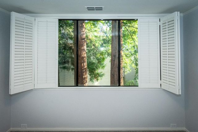 427 Wyndgate Rd, Sacramento, CA 95864