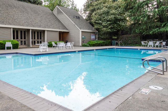 427 Wyndgate Rd, Sacramento, CA 95864