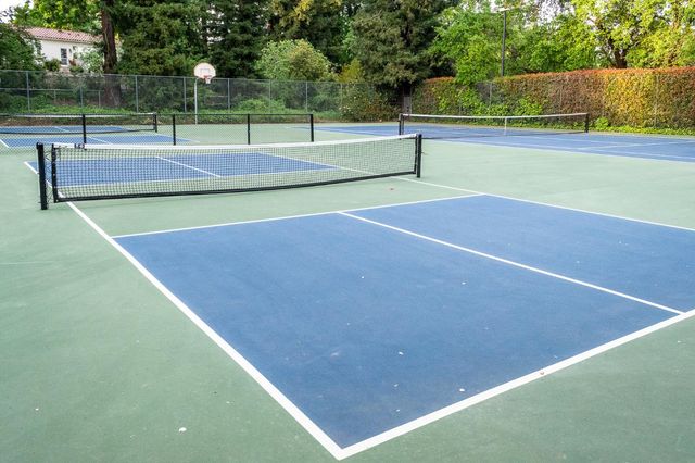 427 Wyndgate Rd, Sacramento, CA 95864