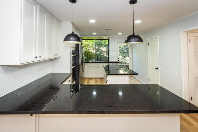 427 Wyndgate Rd, Sacramento, CA 95864