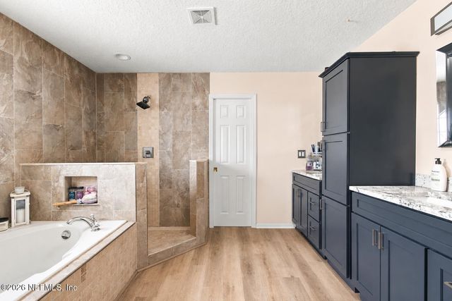 3114 DOUBLE OAKS Drive, Jacksonville, FL 32226