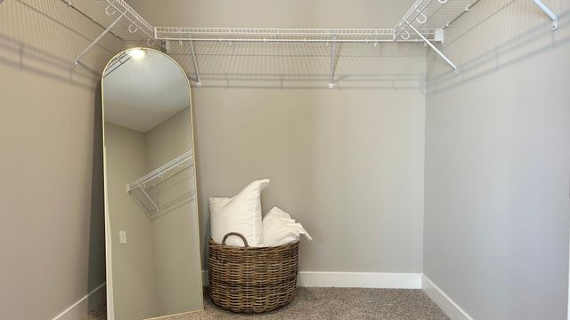 1943 Aztec Avenue, Shakopee, MN 55379