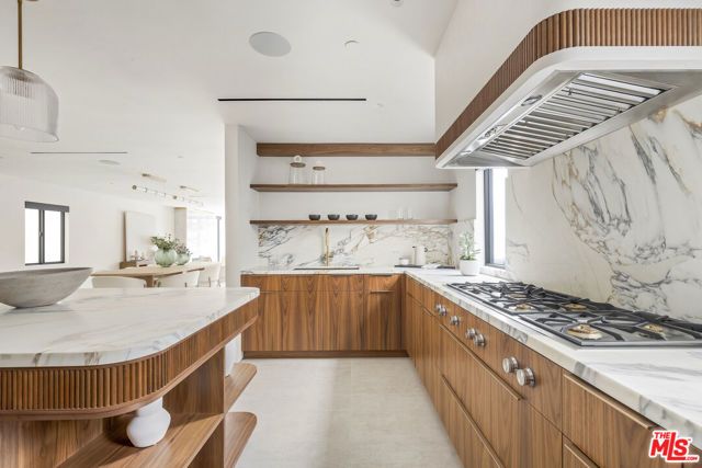 503 J Street, Newport Beach, CA 92661