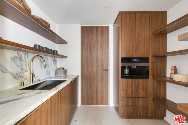 503 J Street, Newport Beach, CA 92661