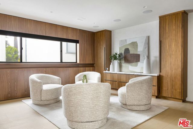 503 J Street, Newport Beach, CA 92661