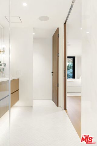 503 J Street, Newport Beach, CA 92661