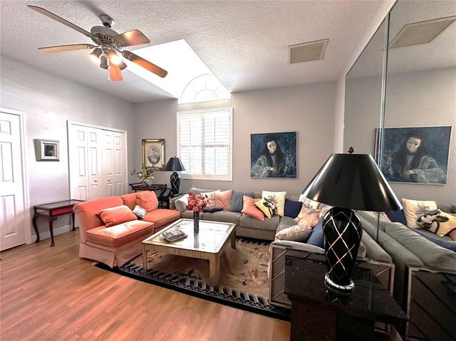 8935 JONATHAN MANOR DRIVE, Orlando, FL 32819