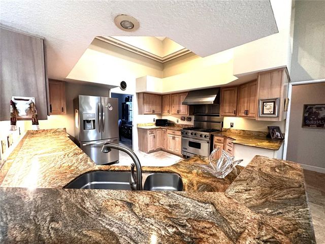 8935 JONATHAN MANOR DRIVE, Orlando, FL 32819