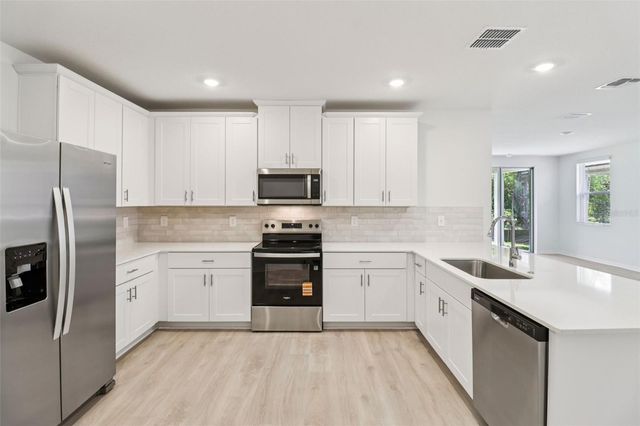 180 PARKHAVEN DRIVE, Ormond Beach, FL 32174