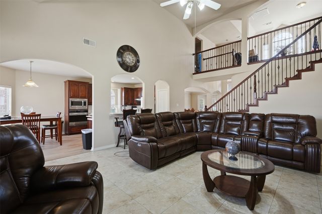 9006 Hogan Drive, Rowlett, TX 75089