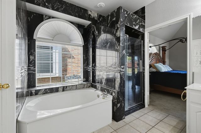 9006 Hogan Drive, Rowlett, TX 75089