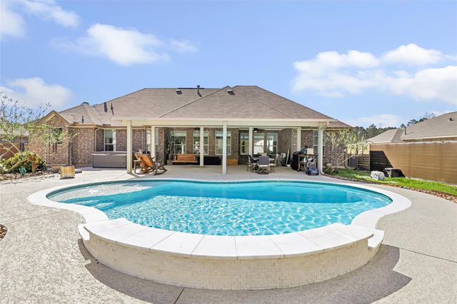 175 Road 66121, Dayton, TX 77535