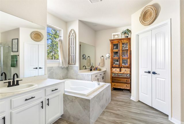 175 Road 66121, Dayton, TX 77535