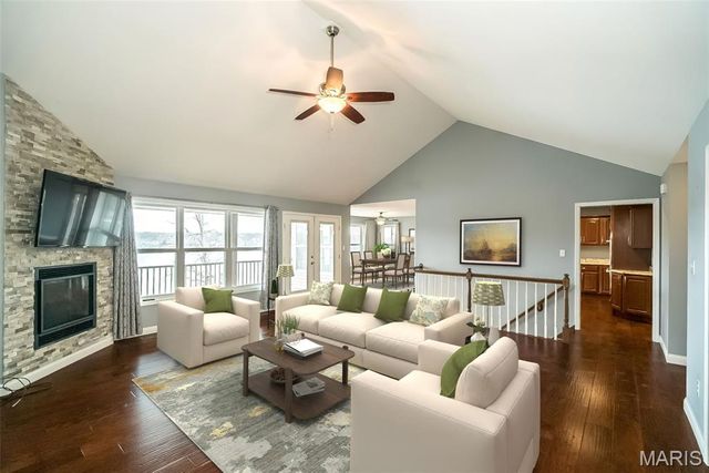 10015 E Carmen Place, Bonne Terre, MO 63628