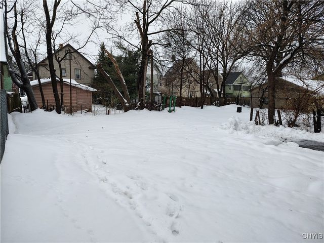 420 Bacon Street, Utica, NY 13501