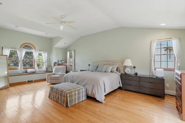 84 Patricia Ln, Weymouth, MA 02190