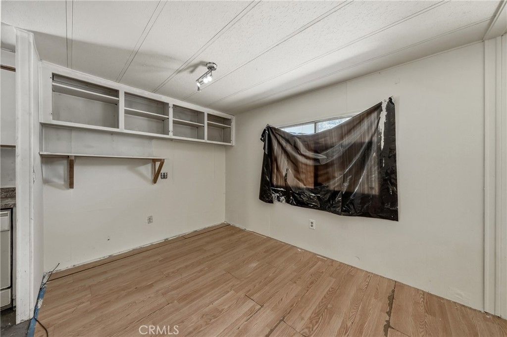 Image 18 of property listing at 5542 Old Highway 53, Clearlake, CA 95422