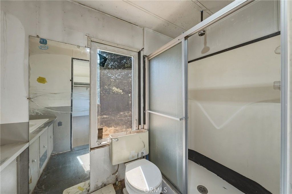 Image 24 of property listing at 5542 Old Highway 53, Clearlake, CA 95422