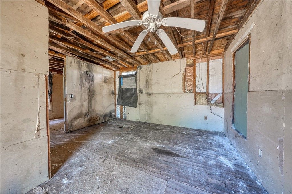 Image 35 of property listing at 5542 Old Highway 53, Clearlake, CA 95422