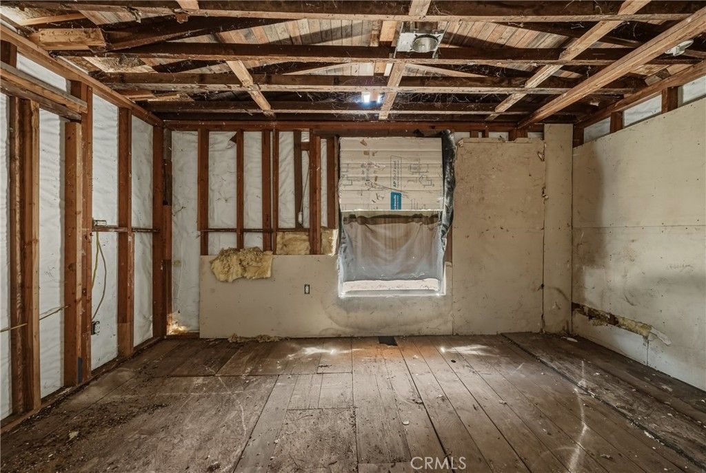 Image 37 of property listing at 5542 Old Highway 53, Clearlake, CA 95422