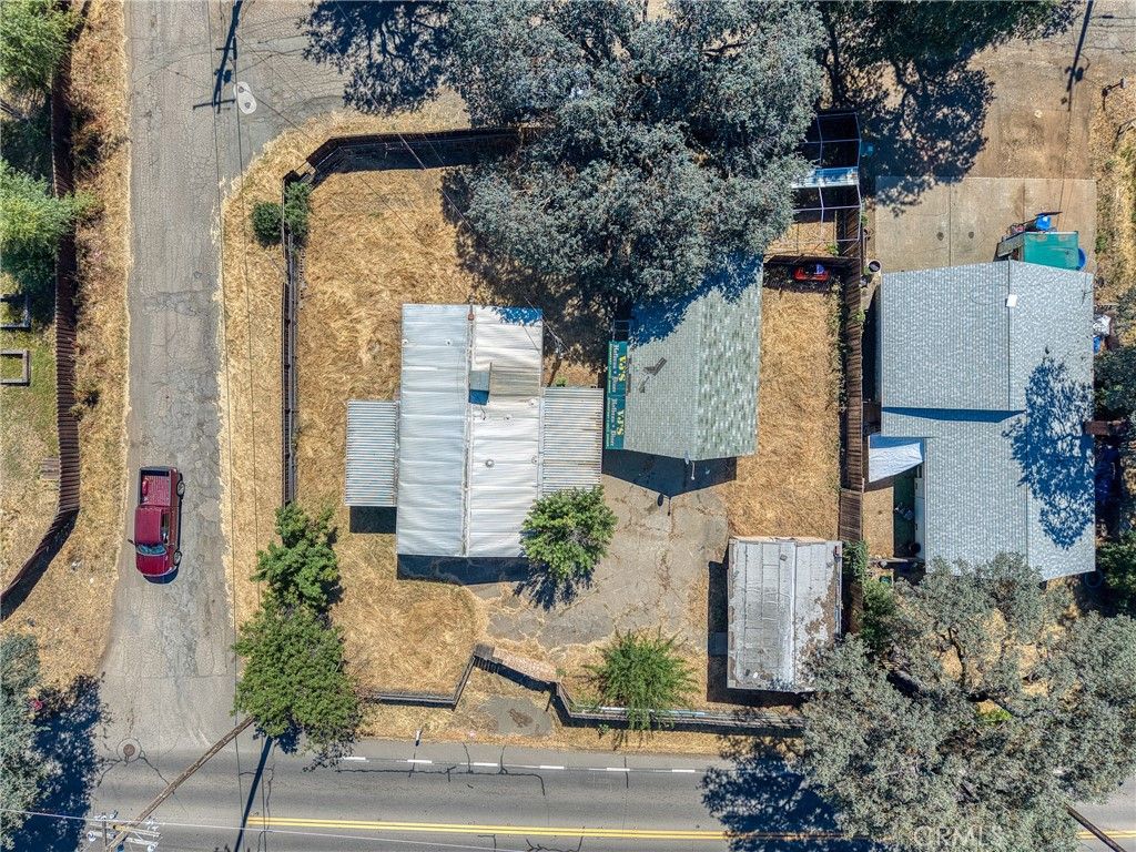 Image 45 of property listing at 5542 Old Highway 53, Clearlake, CA 95422