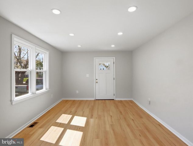 2502 LINWOOD RD, Parkville, MD 21234