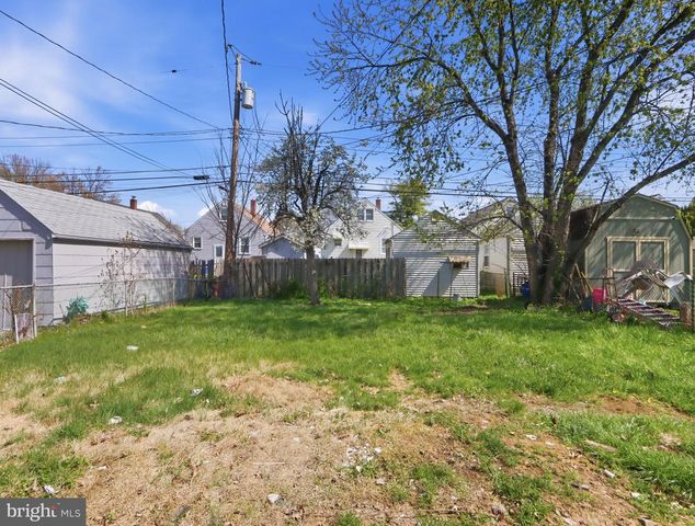 2502 LINWOOD RD, Parkville, MD 21234