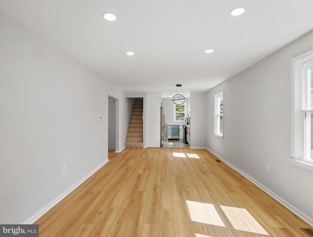 2502 LINWOOD RD, Parkville, MD 21234