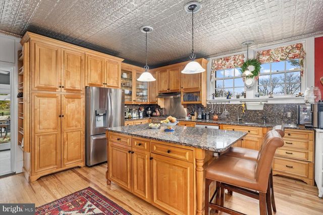 23494 VILLAGE RD, Unionville, VA 22567