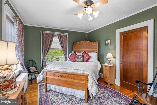 23494 VILLAGE RD, Unionville, VA 22567