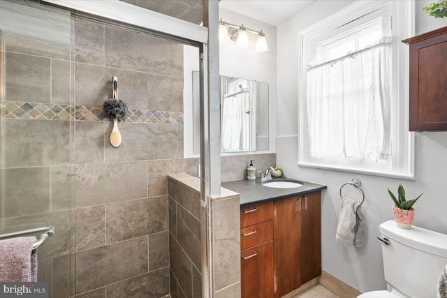 23494 VILLAGE RD, Unionville, VA 22567