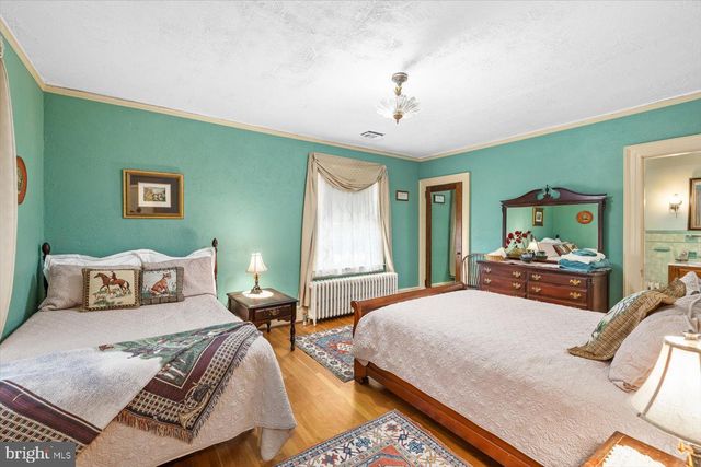 23494 VILLAGE RD, Unionville, VA 22567