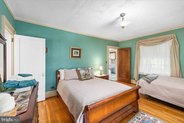 23494 VILLAGE RD, Unionville, VA 22567