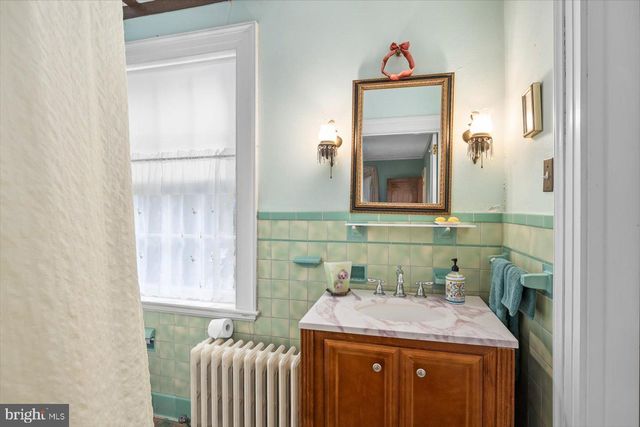 23494 VILLAGE RD, Unionville, VA 22567