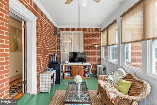 23494 VILLAGE RD, Unionville, VA 22567