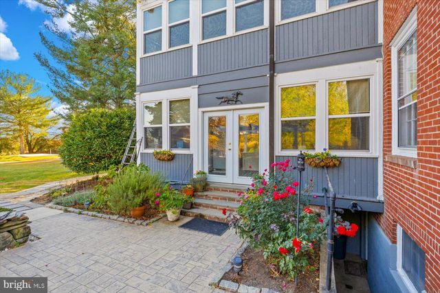 23494 VILLAGE RD, Unionville, VA 22567