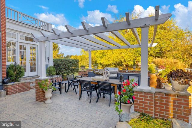 23494 VILLAGE RD, Unionville, VA 22567