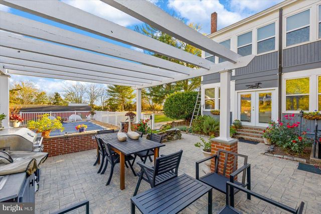 23494 VILLAGE RD, Unionville, VA 22567