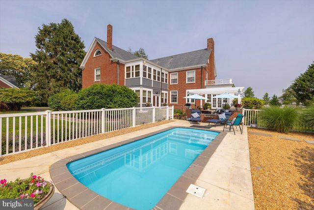 23494 VILLAGE RD, Unionville, VA 22567