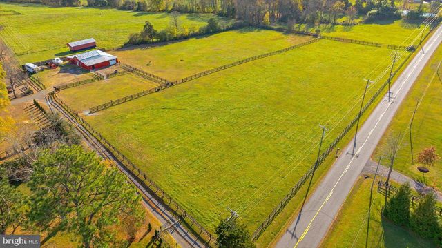 23494 VILLAGE RD, Unionville, VA 22567