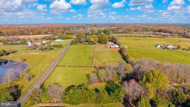 23494 VILLAGE RD, Unionville, VA 22567